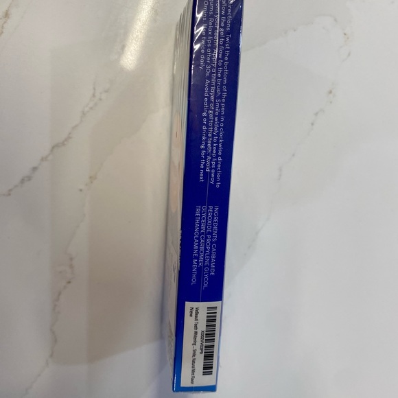 NEW Set of Teeth Whitening Pens - Picture 3 of 3